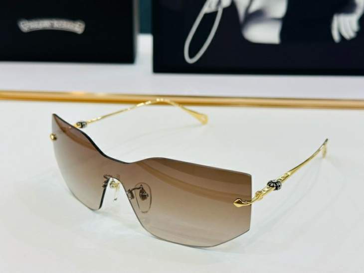 Picture of Chrome Hearts Sunglasses _SKUfw58026939fw